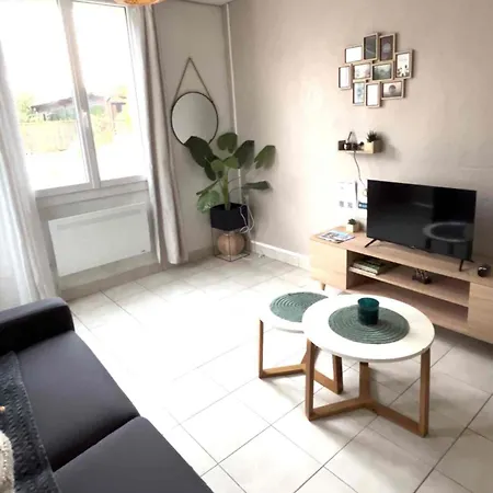 Savana Lodge, Wi-fi, Parking Prive Et Calme, Sortie 12 Apartament *